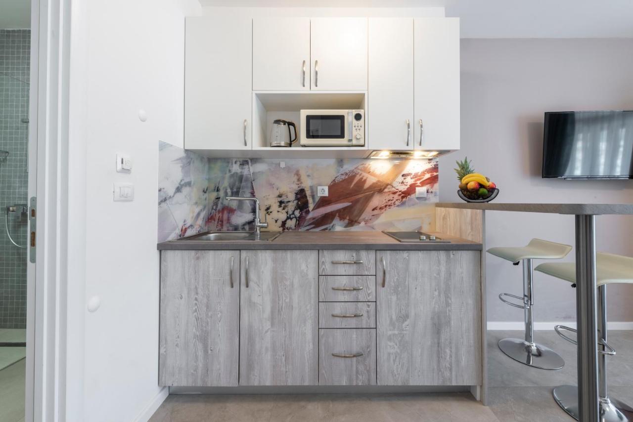 Oyo Deluxe Apartments 두브로브니크 외부 사진