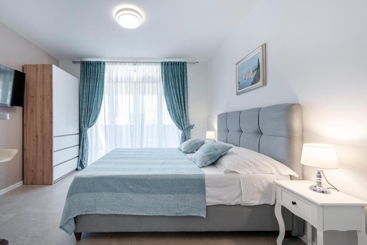 Oyo Deluxe Apartments 두브로브니크 외부 사진